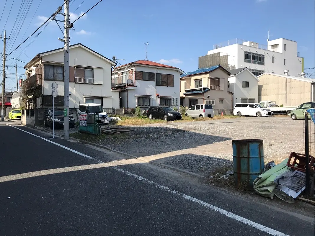 足立区鹿浜４丁目　月極駐車場